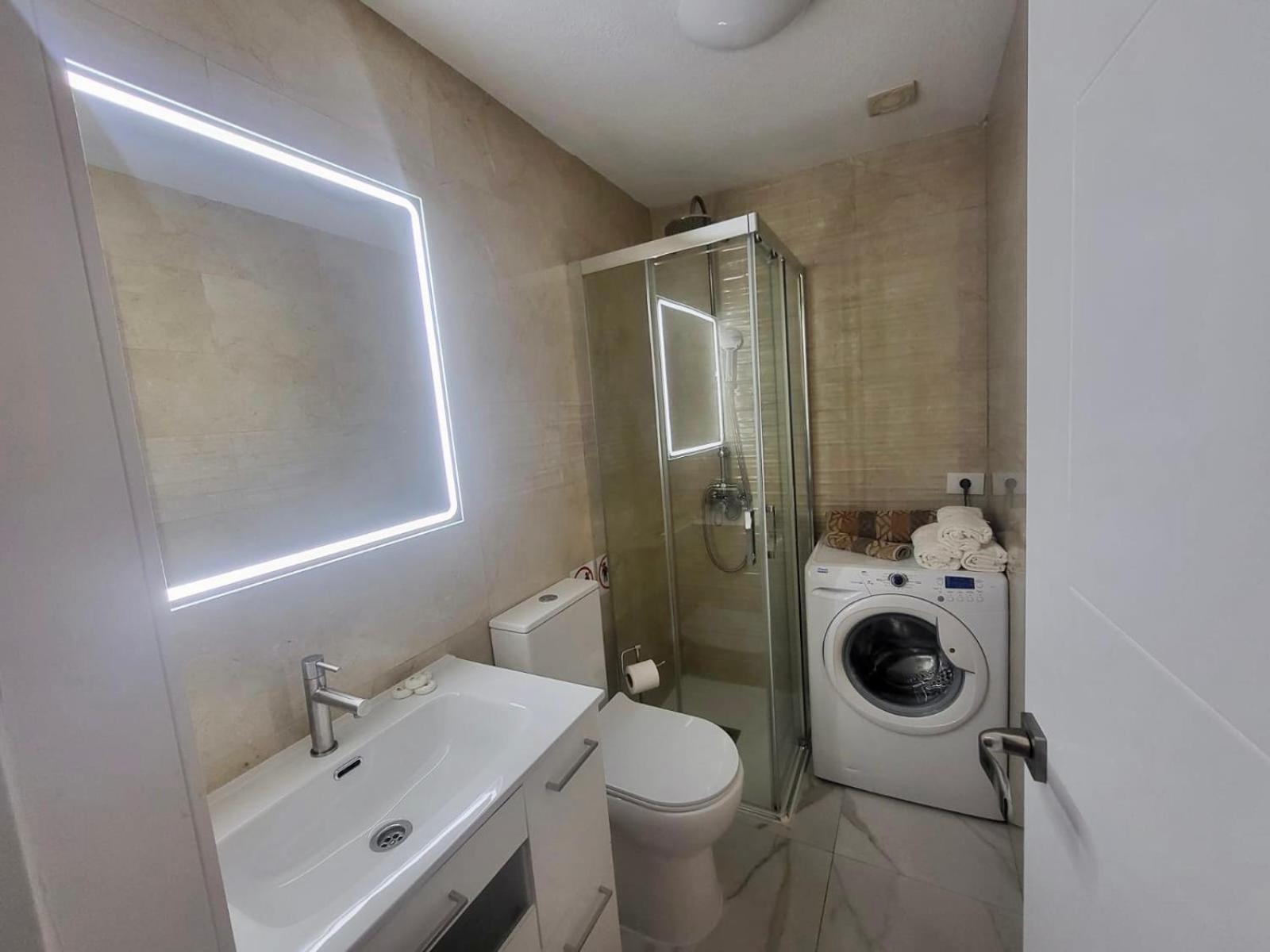 2 Bedrooms Flat 50 Mts Away From Las Canteras Beach Las Palmas de Gran Canaria Exteriör bild