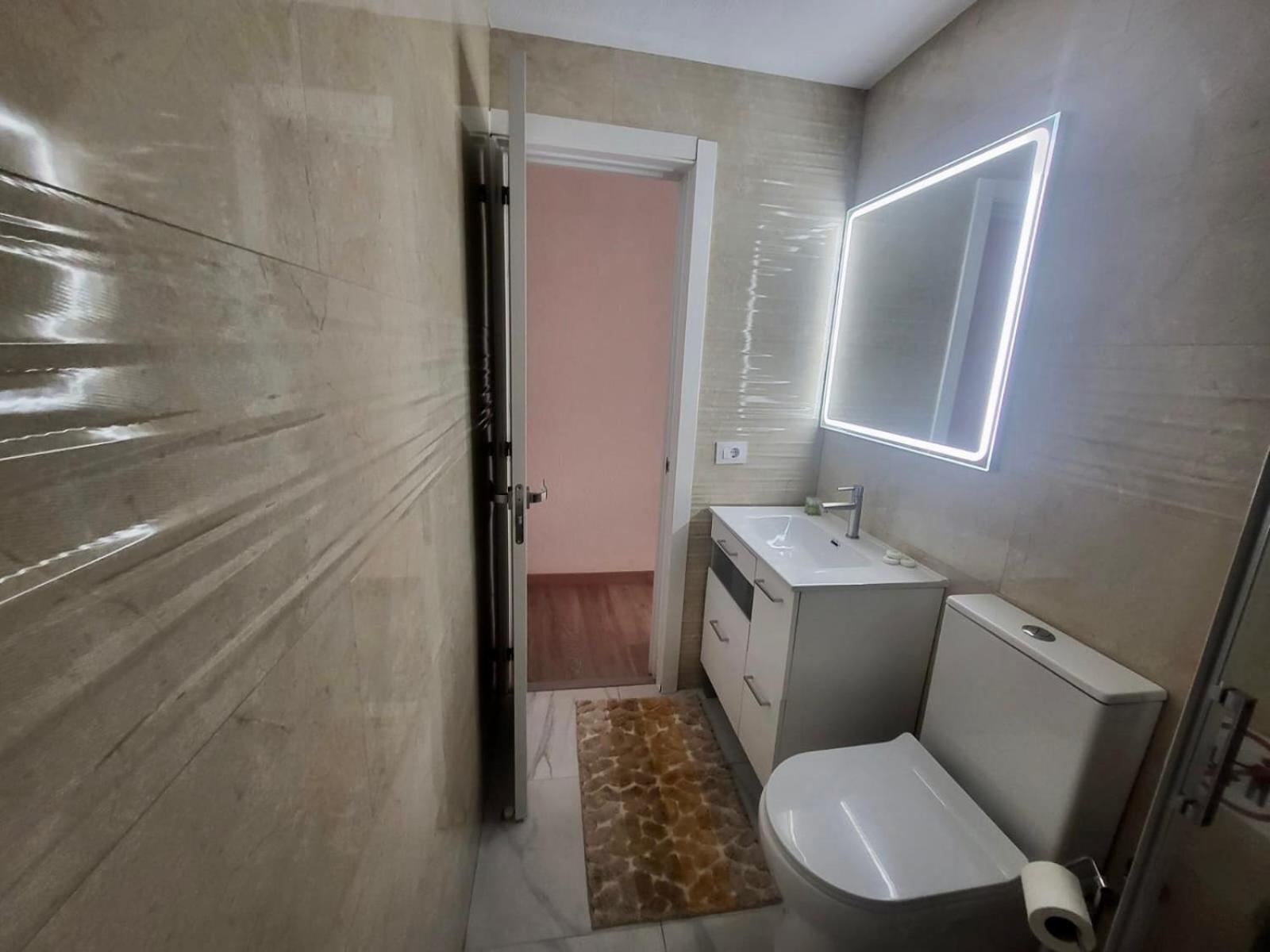 2 Bedrooms Flat 50 Mts Away From Las Canteras Beach Las Palmas de Gran Canaria Exteriör bild